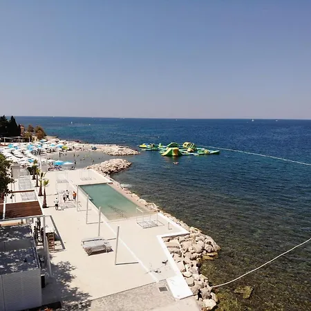 Pensjonat Sain With Garden Terrace Near The 3*